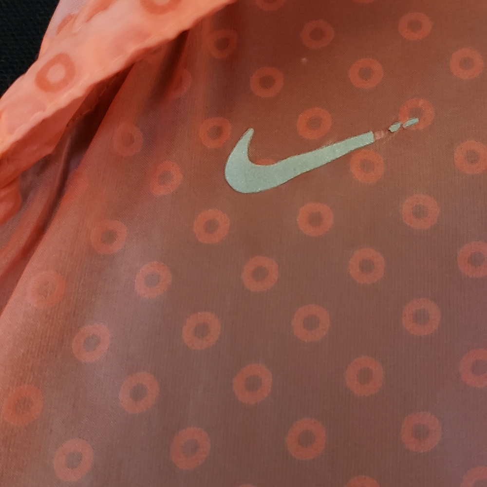 Nike Lightweight Running Jacket - Picture 2 of 7